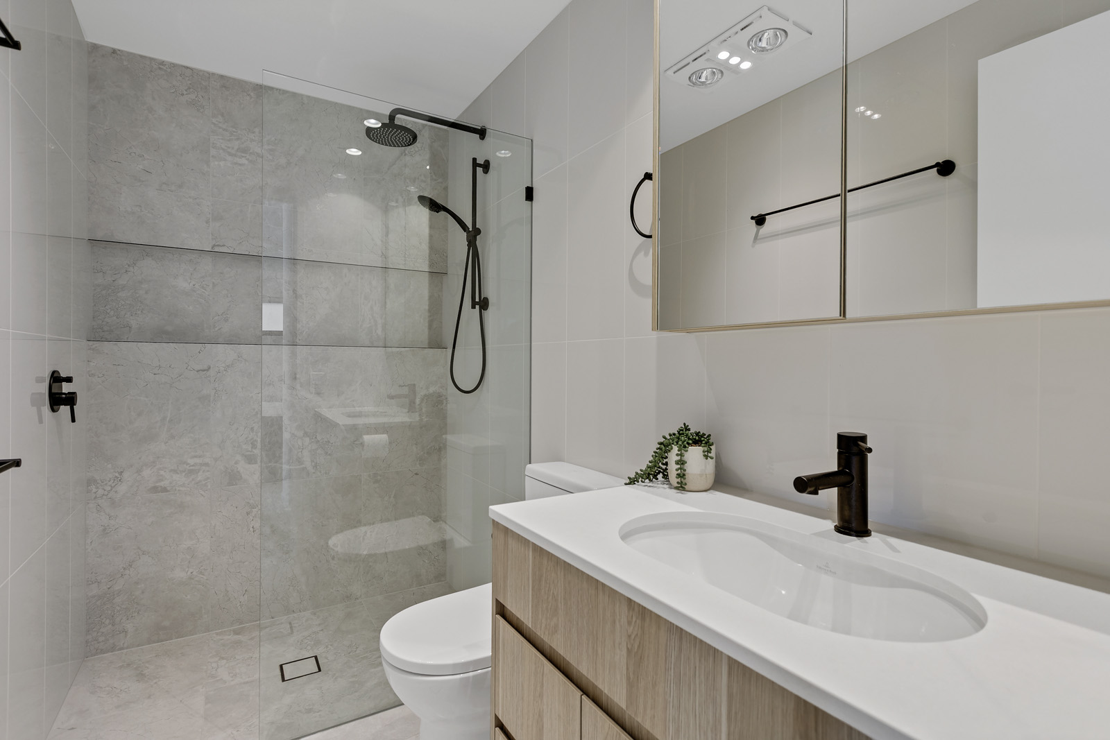 1604 42 Bokarina Blvd 800x600_0010
