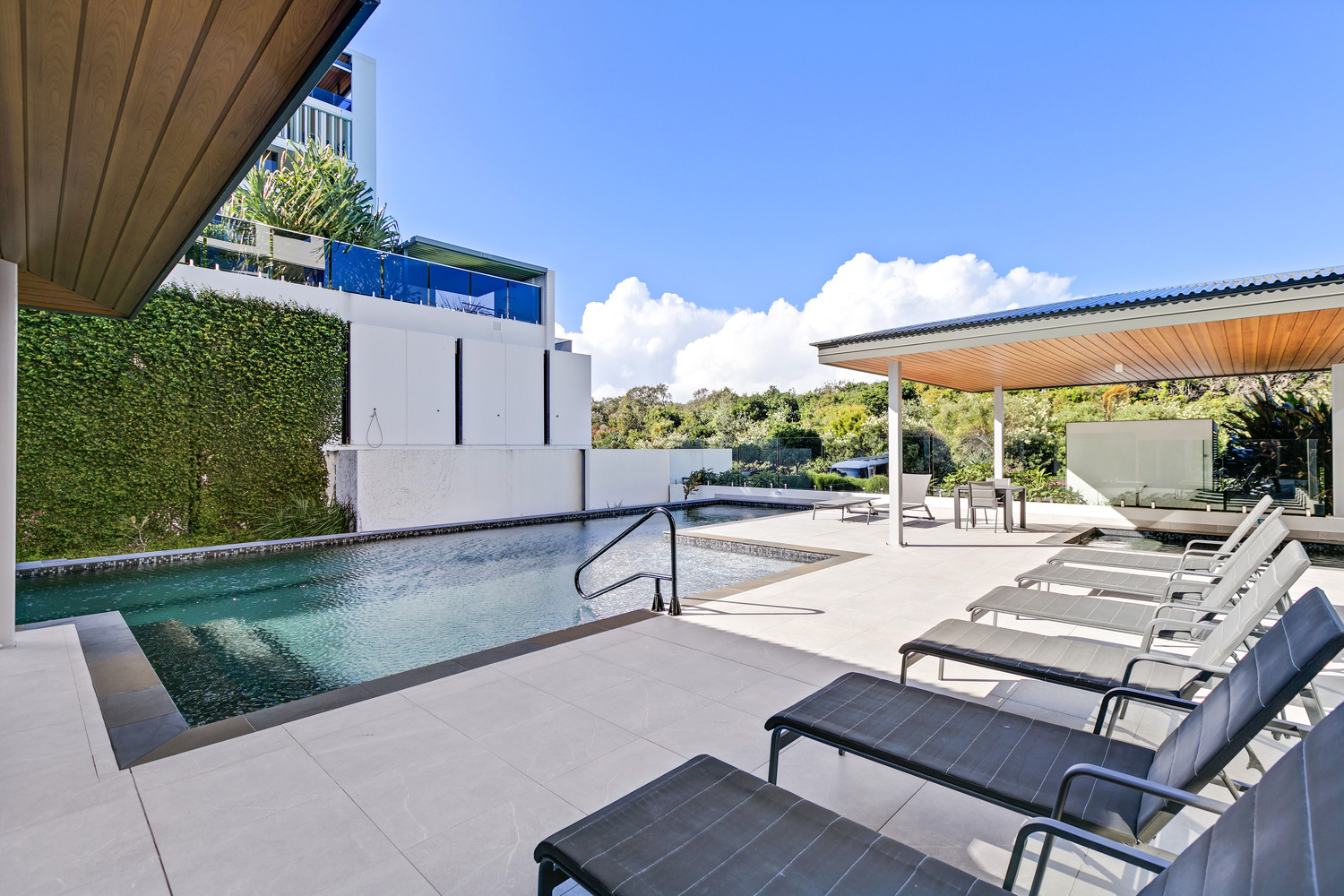 804 23 Kombi St_0013