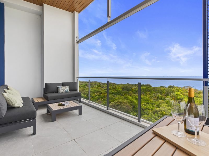 Balcony Lounge