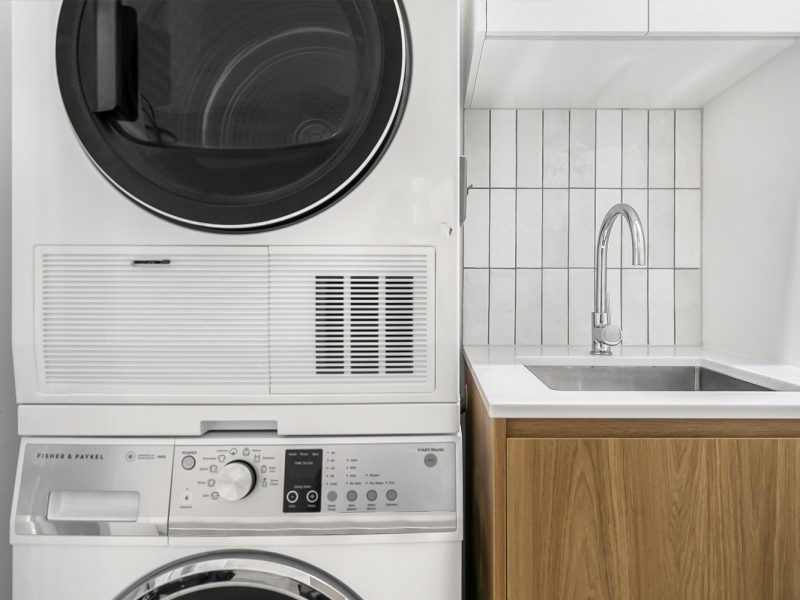 Bokarina-Accommodation-Seanna-307-laundryt
